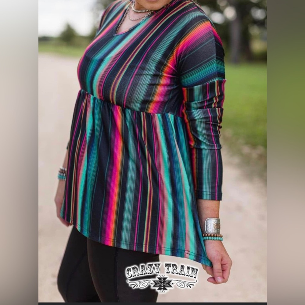 Price drop!!!!Crazy Train beautiful long sleeve top size Med tts new with tags